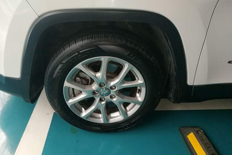 Used Jeep Cherokee 2017 2.4L Leading Edition Exterior 1