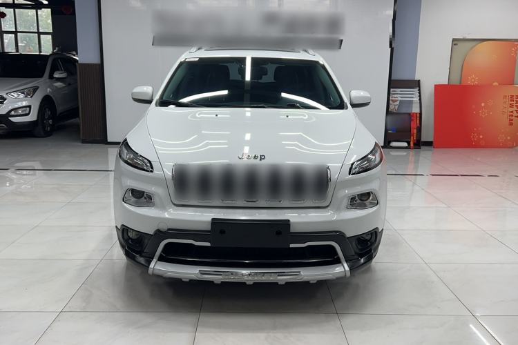 Used Jeep Cherokee 2017 2.0L Superior Edition Exterior 1