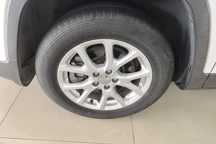 Used Jeep Cherokee 2017 2.4L Leading Smart Edition Exterior 4
