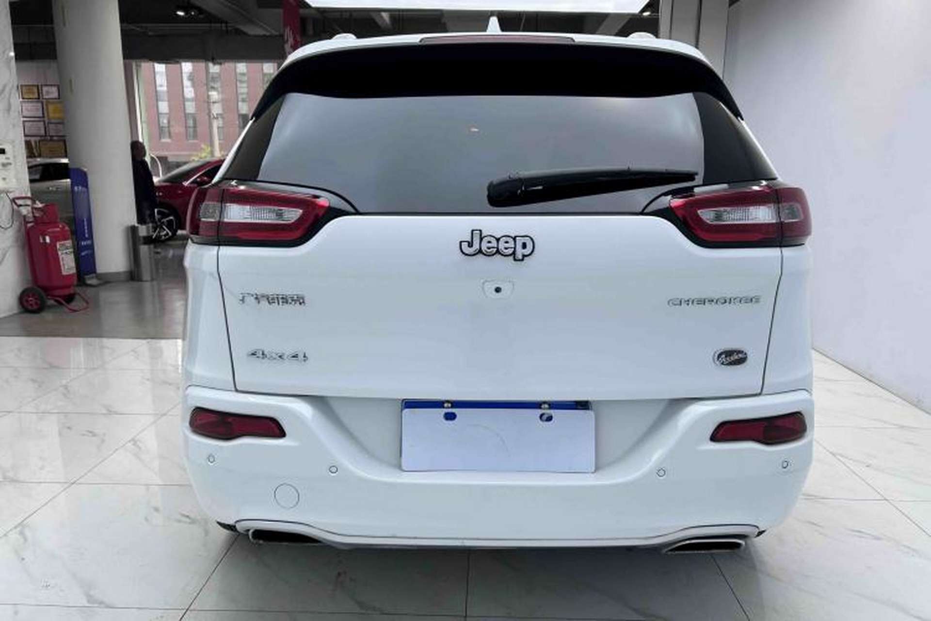 Used Jeep Cherokee 2017 2.4L Superior Edition Exterior 5