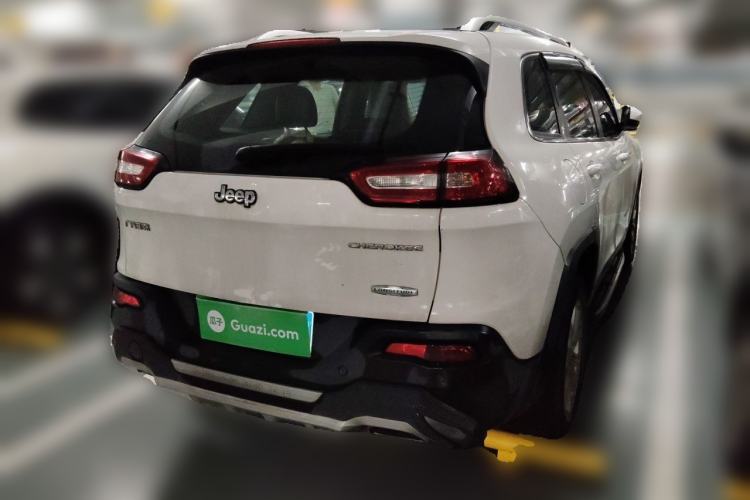 Used Jeep Cherokee 2017 2.4L Leading Edition Exterior 5