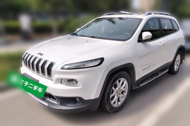 Used Jeep Cherokee 2017 2.0L Superior Edition