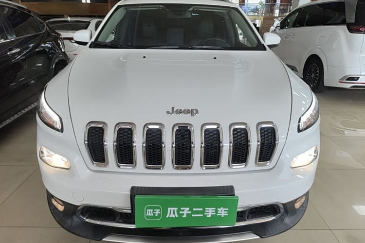 Used Jeep Cherokee 2017 2.4L Leading Smart Edition Front