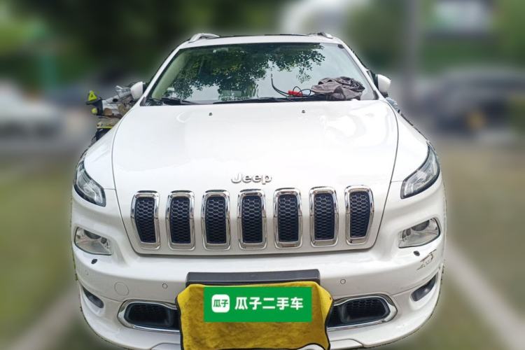 Used Jeep Cherokee 2017 2.4L Superior Edition Front