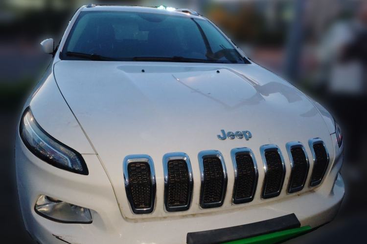 Used Jeep Cherokee 2017 2.4L Leading Smart Edition Front