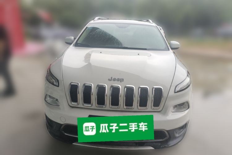 Used Jeep Cherokee 2017 2.4L Leading Smart Edition Front
