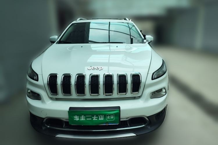 Used Jeep Cherokee 2017 2.4L Leading Smart Edition Front