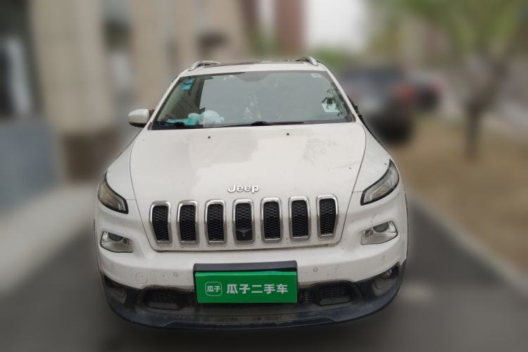 Used Jeep Cherokee 2017 2.4L Leading Smart Edition Front