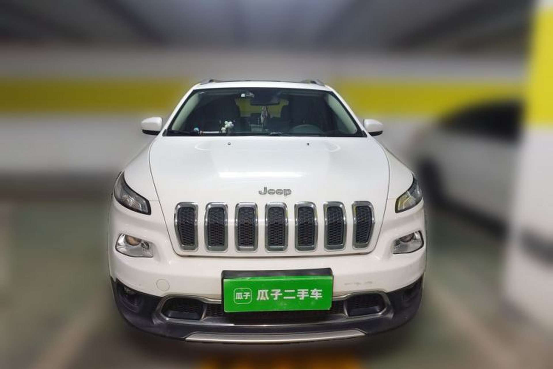 Used Jeep Cherokee 2017 2.0L Superior Edition Front