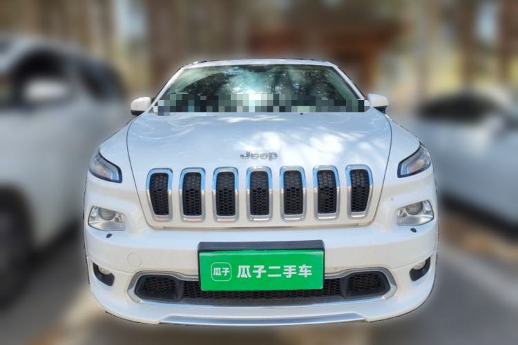 Used Jeep Cherokee 2017 2.4L Professional Smart Edition Front