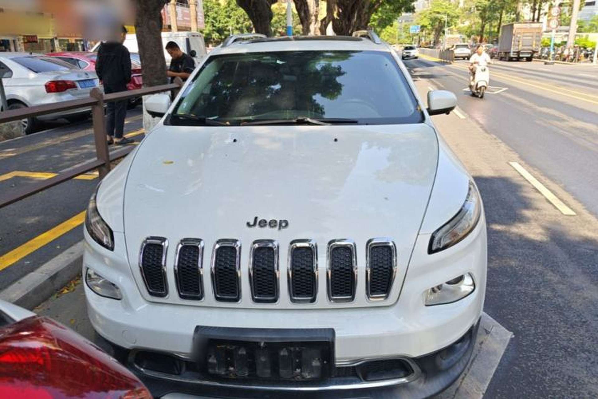 Used Jeep Cherokee 2017 2.0L Superior Edition Front