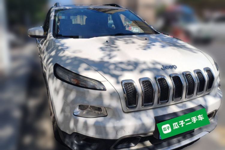 Used Jeep Cherokee 2017 2.4L Leading Edition Front
