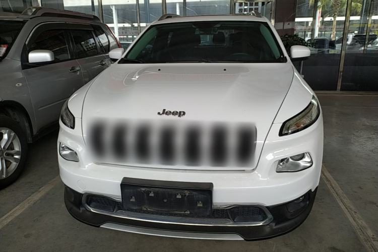 Used Jeep Cherokee 2017 2.0L Superior Edition Front