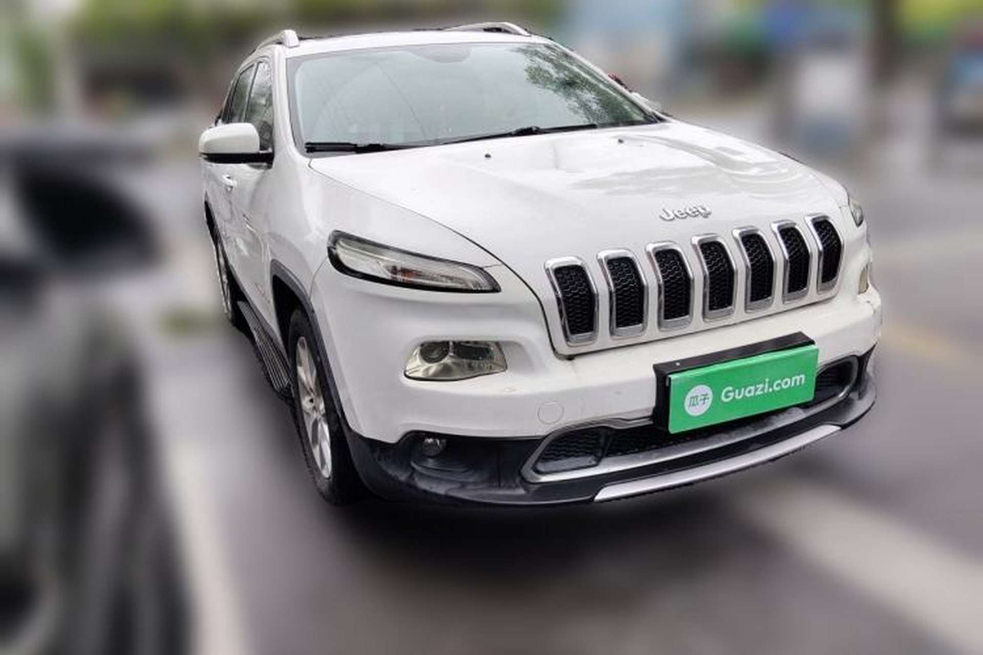 Used Jeep Cherokee 2017 2.4L Leading Smart Edition Front Right 45 Deg