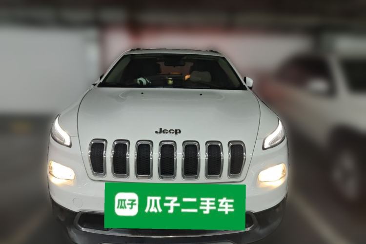 Used Jeep Cherokee 2017 2.4L Leading Smart Edition Front