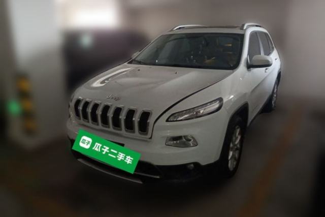 Used Jeep Cherokee 2017 2.0L Superior Edition