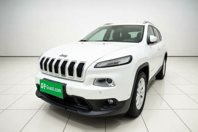 Used Jeep Cherokee 2017 2.0L Superior Edition