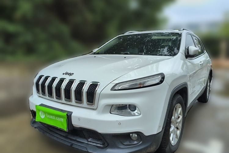 Used Jeep Cherokee 2017 2.0L Superior Edition Guazi used car, China used car export, Used car for sale, Used cars, Cheapest cars for sale