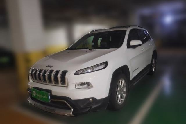 Used Jeep Cherokee 2017 2.0L Superior Edition
