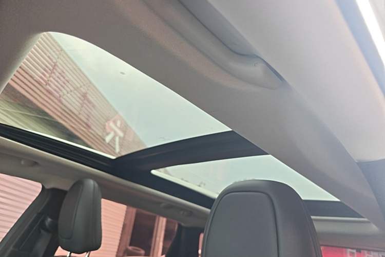 Used Jeep Cherokee 2017 2.0L Superior Edition Headliner