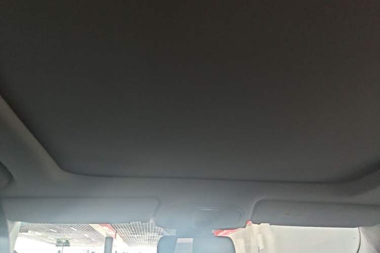 Used Jeep Cherokee 2017 2.4L Leading Smart Edition Headliner