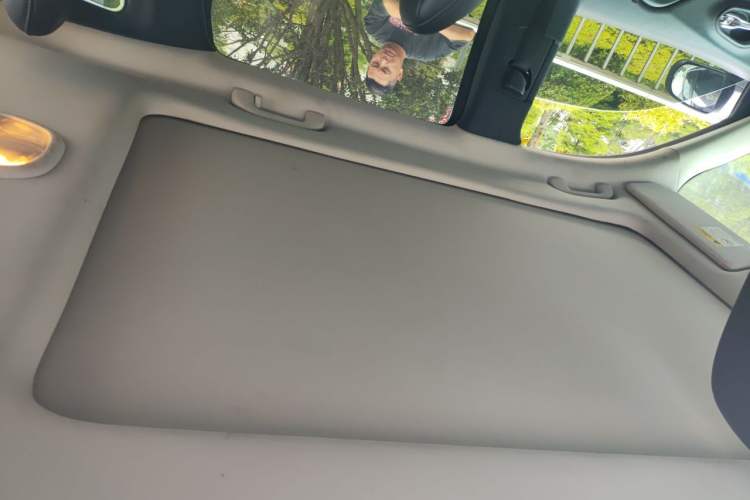 Used Jeep Cherokee 2017 2.0L Superior Edition Headliner