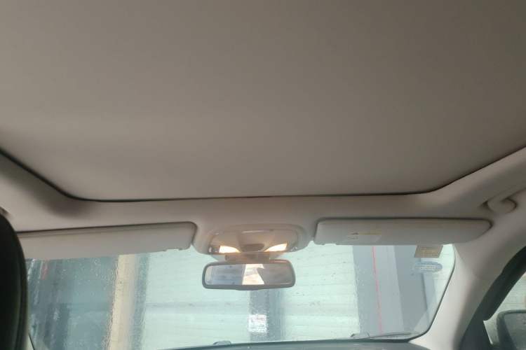 Used Jeep Cherokee 2017 2.4L Leading Smart Edition Headliner