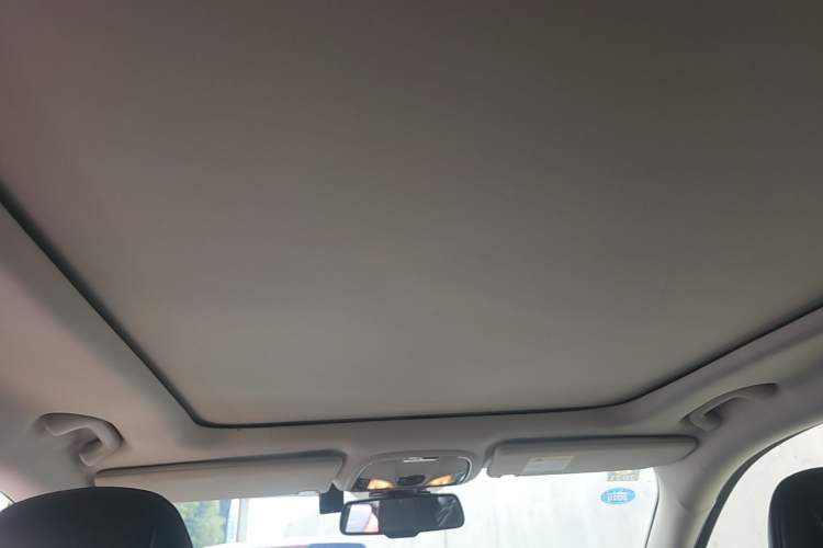 Used Jeep Cherokee 2017 2.4L Excellence Edition Headliner