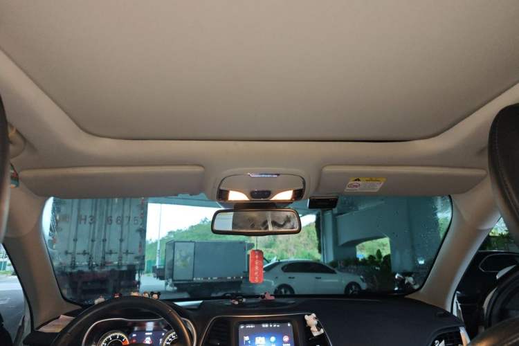 Used Jeep Cherokee 2017 2.4L Leading Smart Edition Headliner