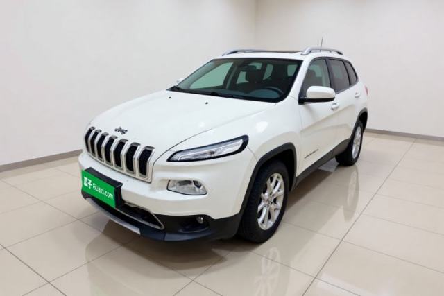 Used Jeep Cherokee 2017 2.0L Superior Edition