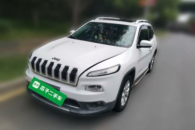Used Jeep Cherokee 2017 2.0L Superior Edition