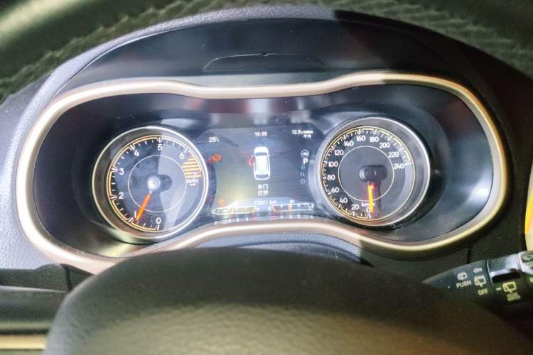 Used Jeep Cherokee 2017 2.0L Superior Edition Instrument Cluster