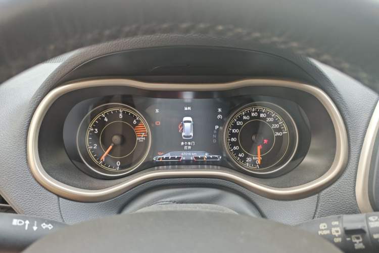 Used Jeep Cherokee 2017 2.0L Superior Edition Instrument Cluster