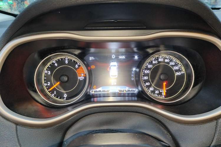 Used Jeep Cherokee 2017 2.0L Superior Edition Instrument Cluster