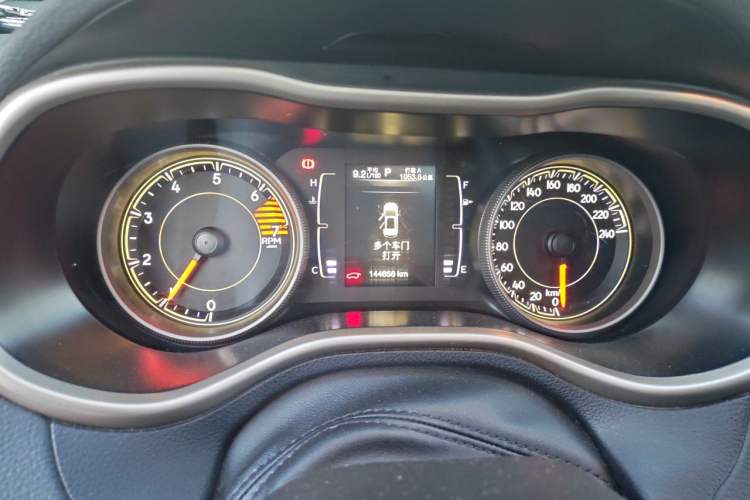 Used Jeep Cherokee 2017 2.4L Leading Edition Instrument Cluster