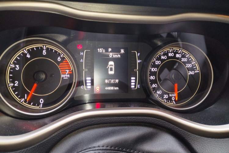Used Jeep Cherokee 2017 2.4L Leading Edition Instrument Cluster