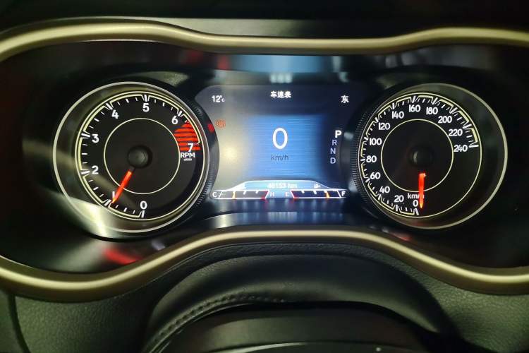 Used Jeep Cherokee 2017 2.0L Superior Edition Instrument Cluster