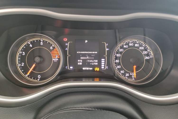 Used Jeep Cherokee 2017 2.4L Leading Edition Instrument Cluster