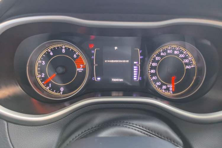 Used Jeep Cherokee 2017 2.4L Leading Edition Instrument Cluster