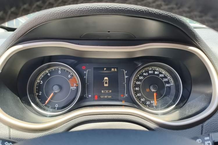 Used Jeep Cherokee 2017 2.4L Leading Edition Instrument Cluster