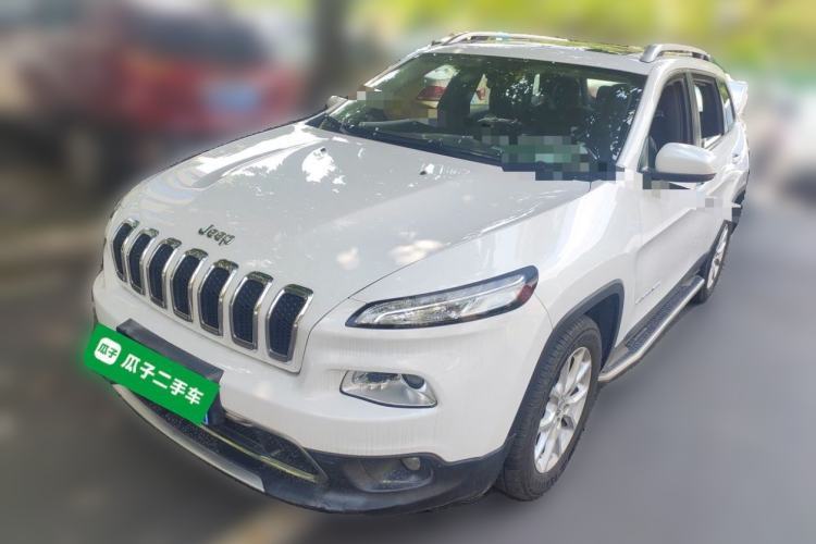 Used Jeep Cherokee 2017 2.0L Superior Edition Guazi used car, China used car export, Used car for sale, Used  cars, Cheapest cars for sale