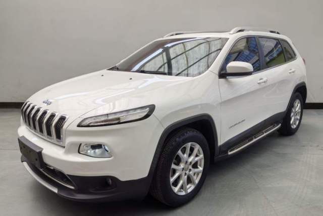 Used Jeep Cherokee 2017 2.0L Superior Edition