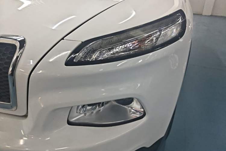 Used Jeep Cherokee 2017 2.4L Leading Smart Edition Left Front Headlight