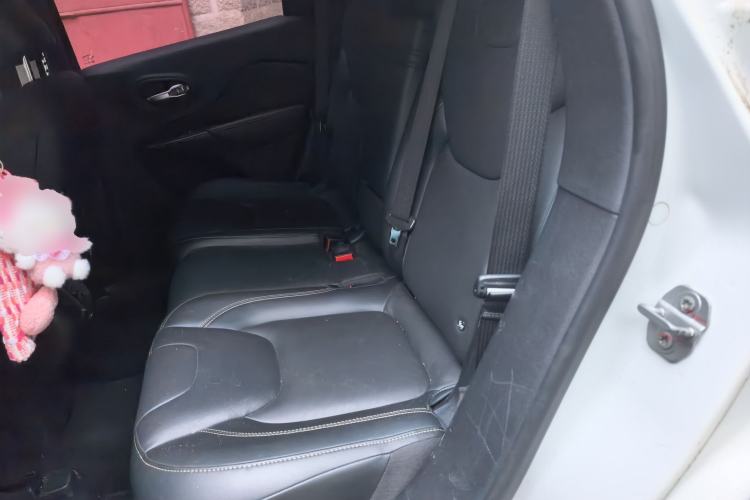 Used Jeep Cherokee 2017 2.4L Leading Smart Edition Left Rear Seat