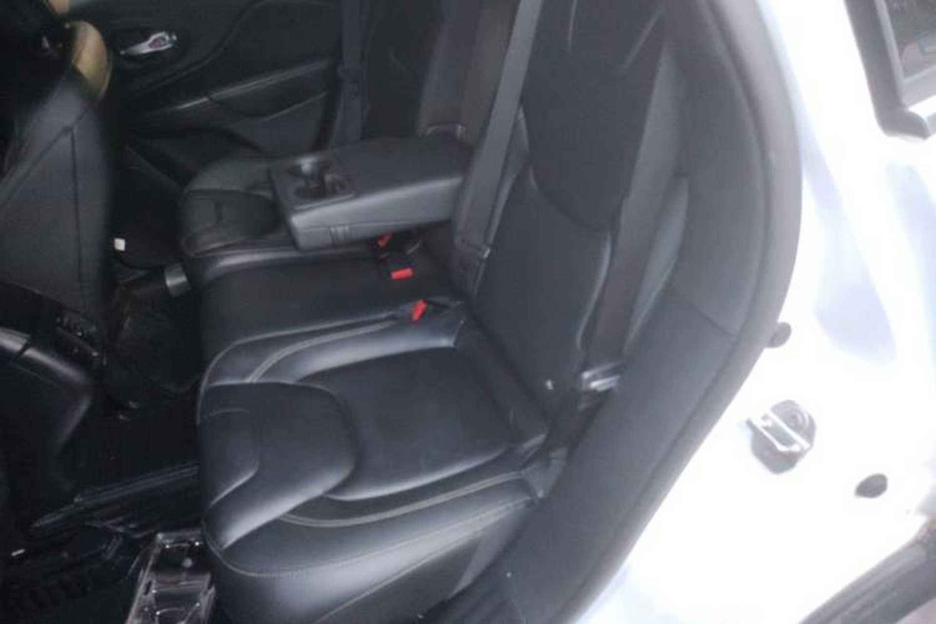 Used Jeep Cherokee 2017 2.4L Leading Edition Left Rear Seat
