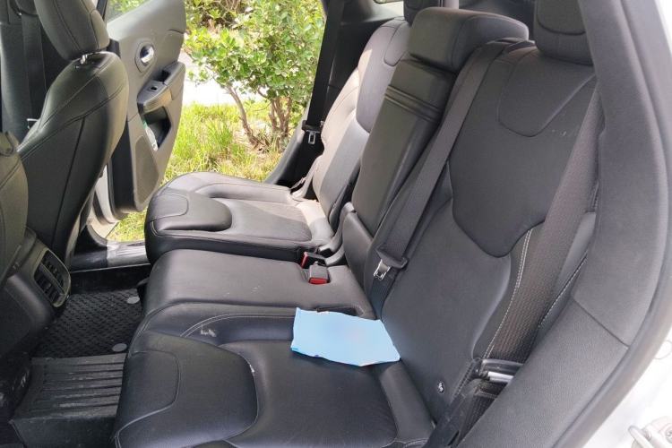 Used Jeep Cherokee 2017 2.0L Superior Edition Left Rear Seat