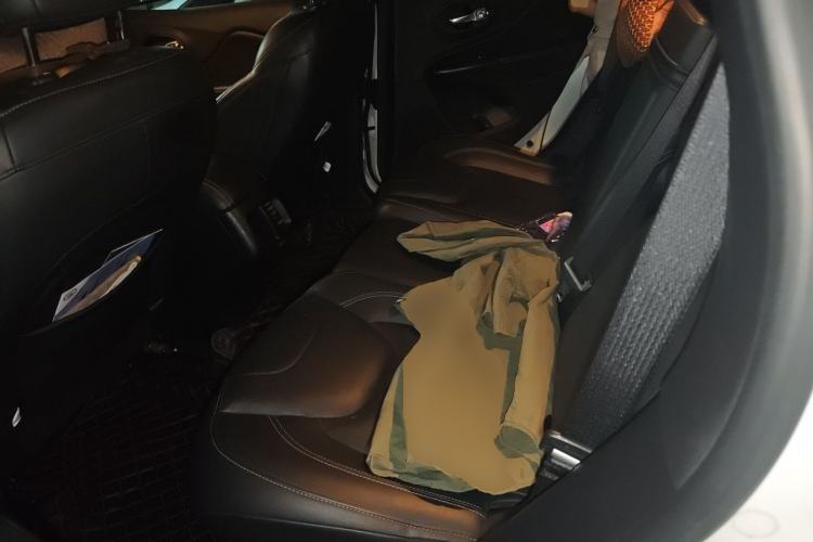 Used Jeep Cherokee 2017 2.0L Superior Edition Left Rear Seat