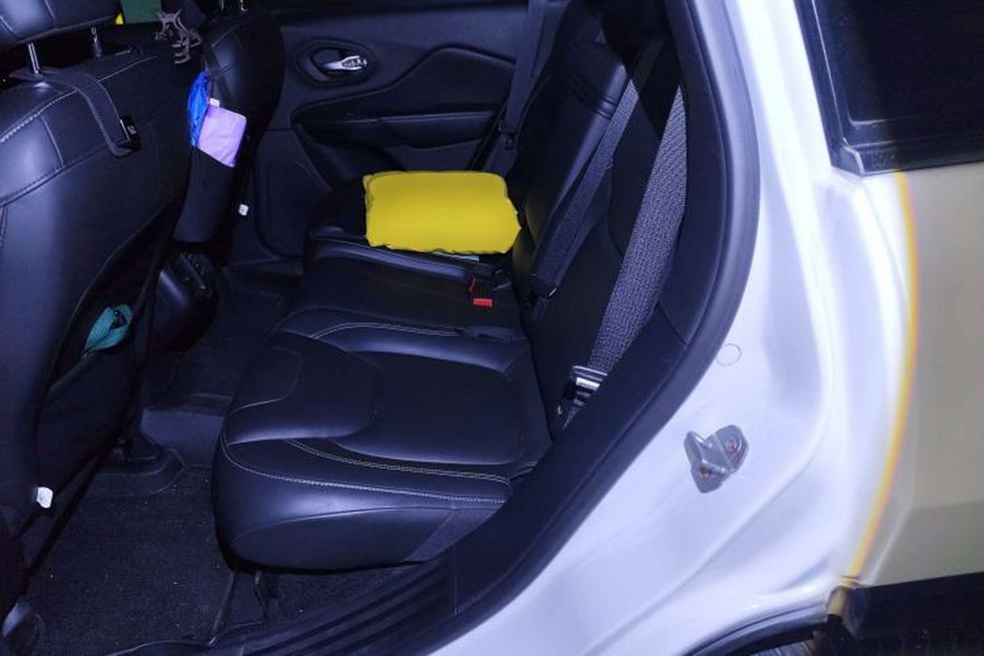 Used Jeep Cherokee 2017 2.0L Superior Edition Left Rear Seat