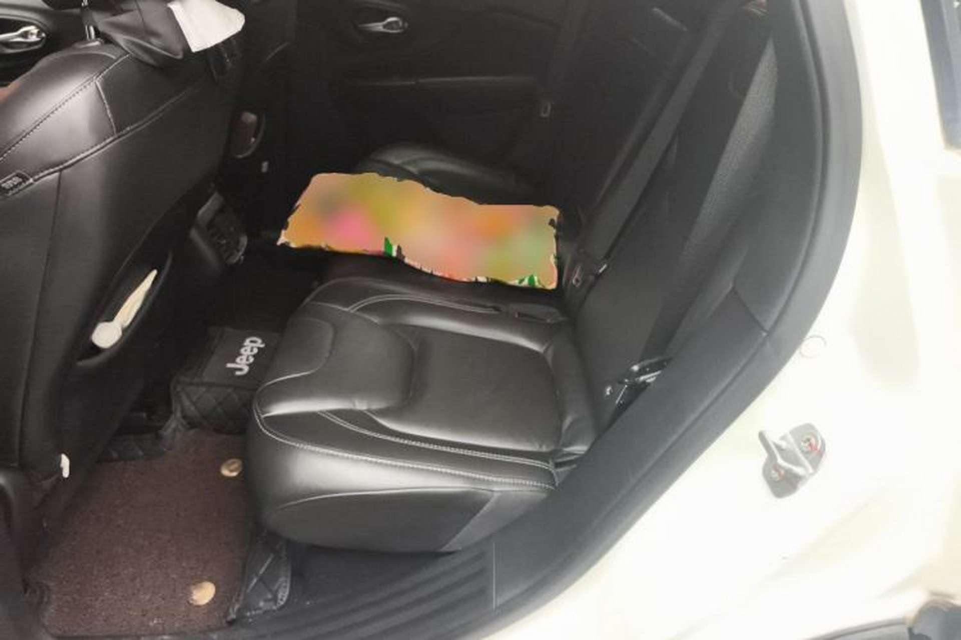 Used Jeep Cherokee 2017 2.0L Superior Edition Left Rear Seat