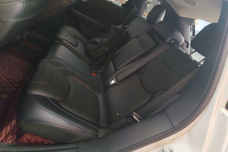 Used Jeep Cherokee 2017 2.4L Professional Smart Edition Left Rear Seat